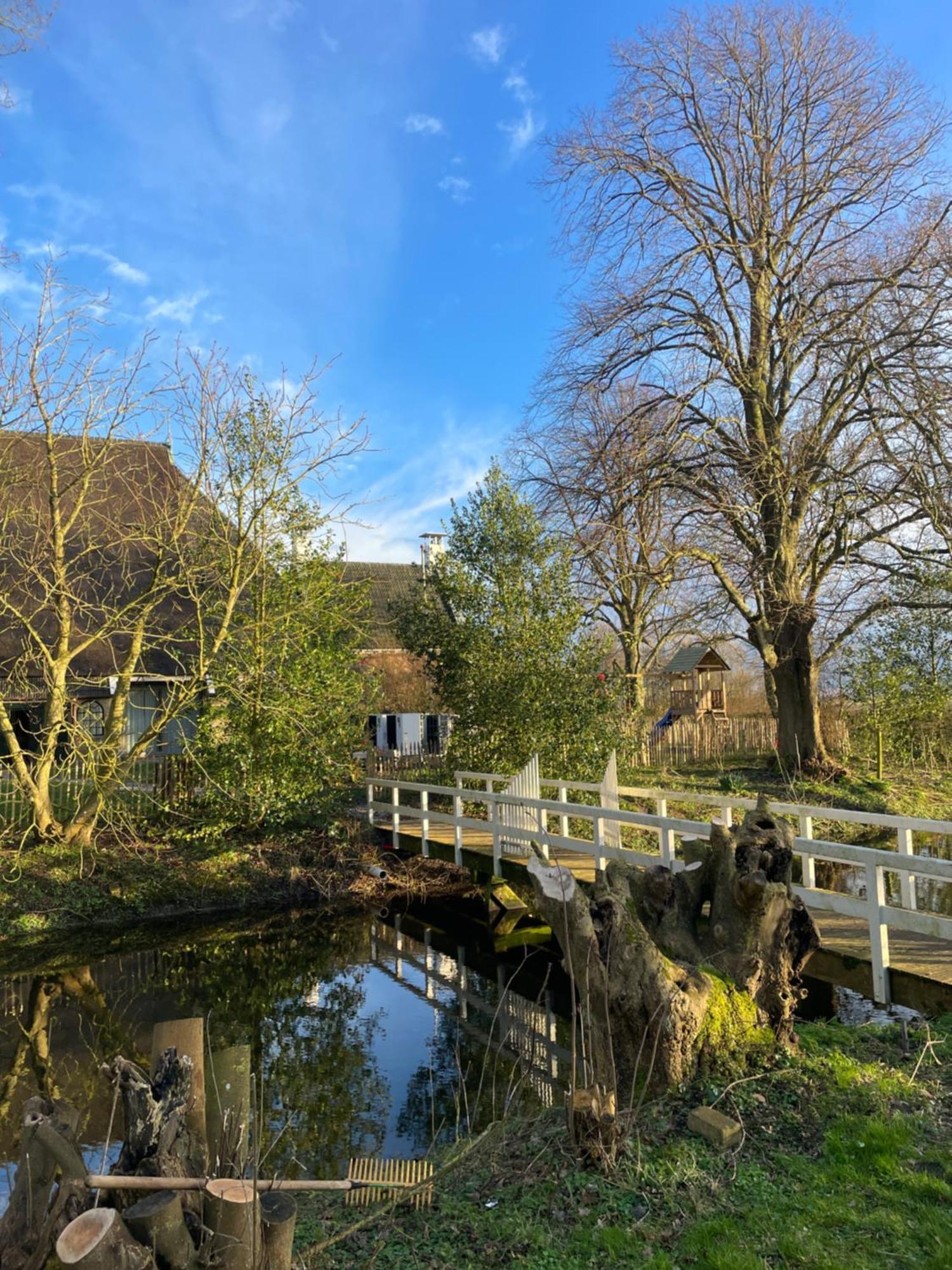 Appartement De Dageraad In Monumentale Boerderij 基姆斯沃德 外观 照片